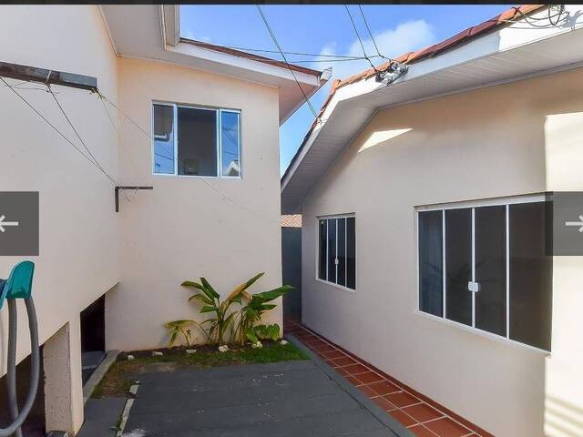 Casa para Venda em Curitiba - 2