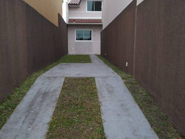 #577 - Sobrado para Locação em Curitiba - PR - 2