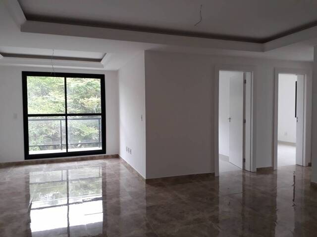 #486 - Apartamento para Venda em Curitiba - PR