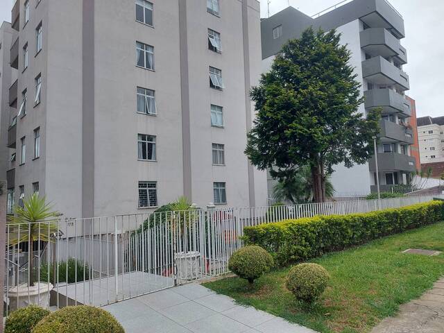 #542 - Apartamento para Venda em Curitiba - PR