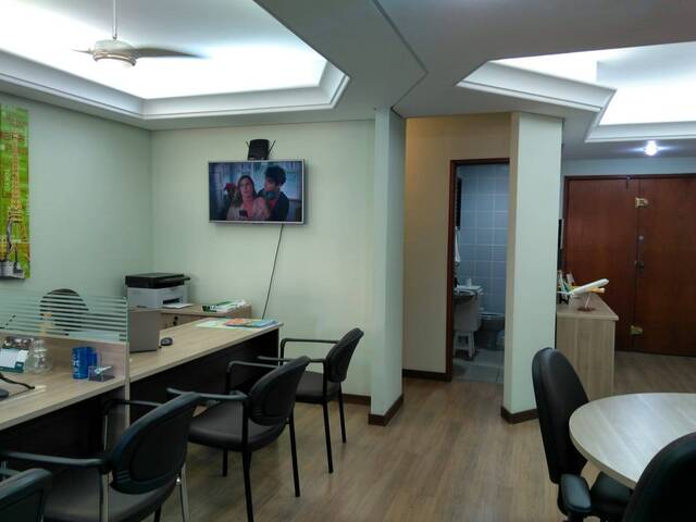 Conjunto Comercial para Venda em Curitiba - 4