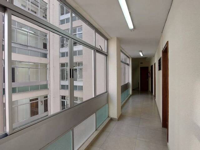#548 - Conjunto Comercial para Venda em Curitiba - PR