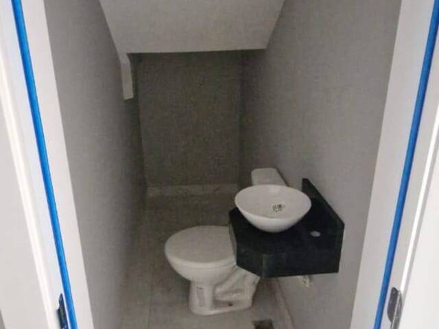 Sobrado para Venda em Curitiba - 5