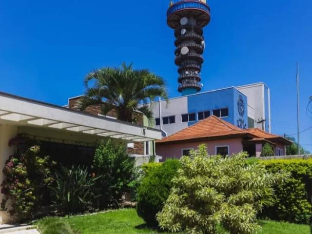 Terreno para Venda em Curitiba - 4