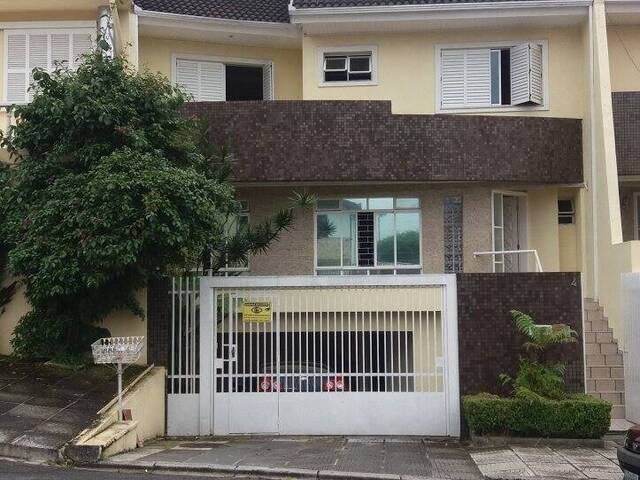 #196 - Sobrado para Venda em Curitiba - PR - 2
